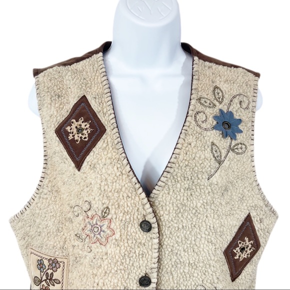 Vintage Southwestern Embroidered Fleece M Cream - Picture 2 of 9